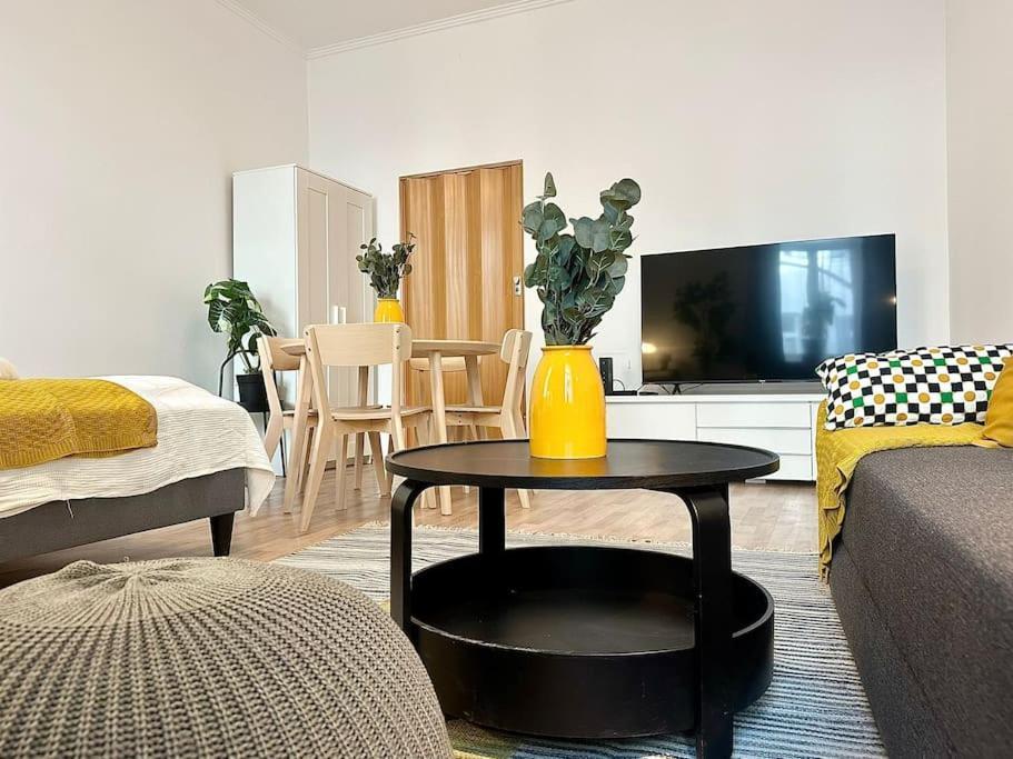 Chic Vienna Apartment Exterior photo
